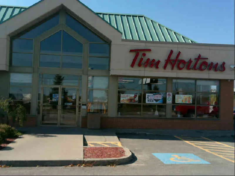 Tim Hortons at 1, Boul. John F. Kennedy, Saint-Jerome