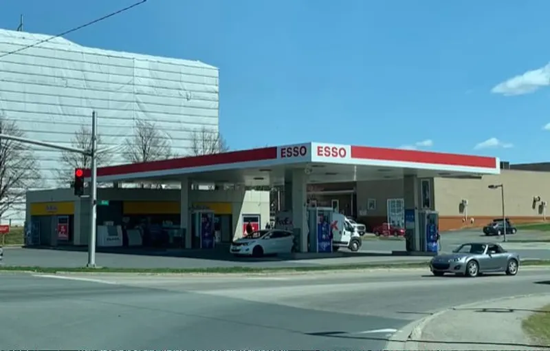 Tim Hortons at 100 Harbourview Blvd, Bathurst