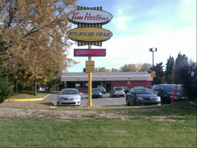 Tim Hortons at 11880 Boulevard Marcel-Laurin, Saint-Laurent