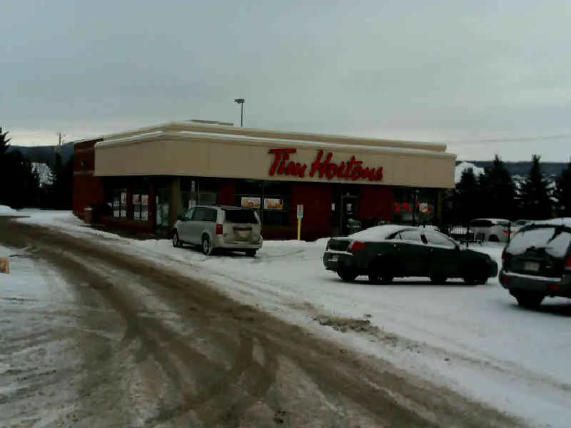 Tim Hortons at 12, Rue De La Grande-Place, Victoriaville
