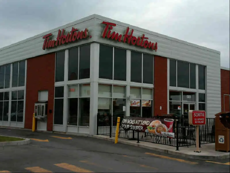 Tim Hortons at 1325, Rue Douglas, St-Jean-Sur-Richelieu