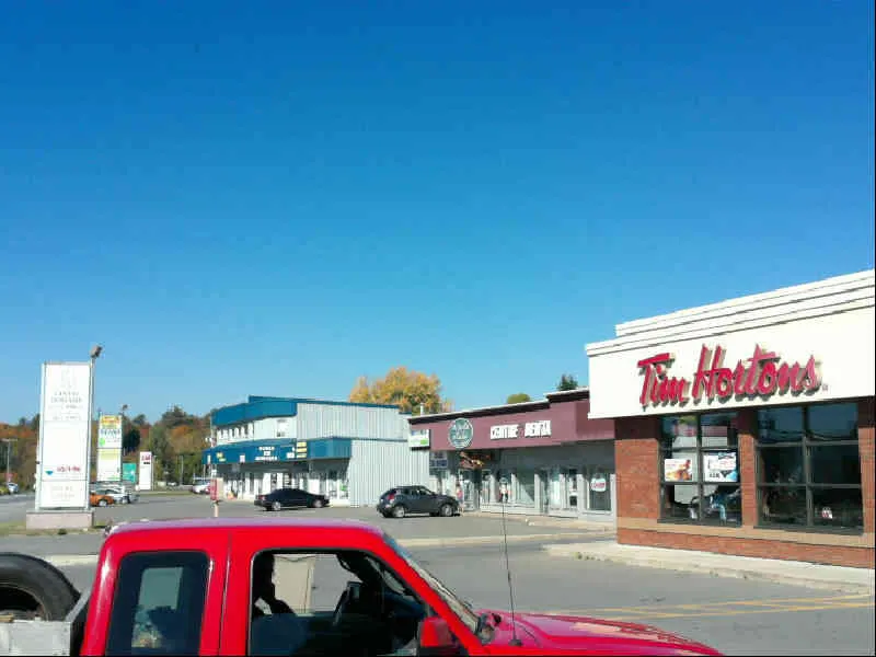 Tim Hortons at 13935, Rue St-Simon, Mirabel