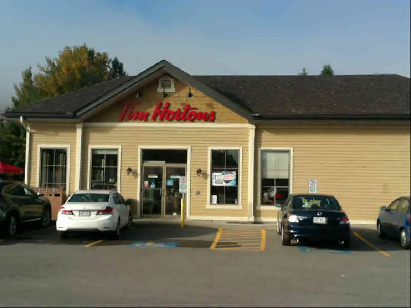 Tim Hortons at 1410, Route 117, Val-David