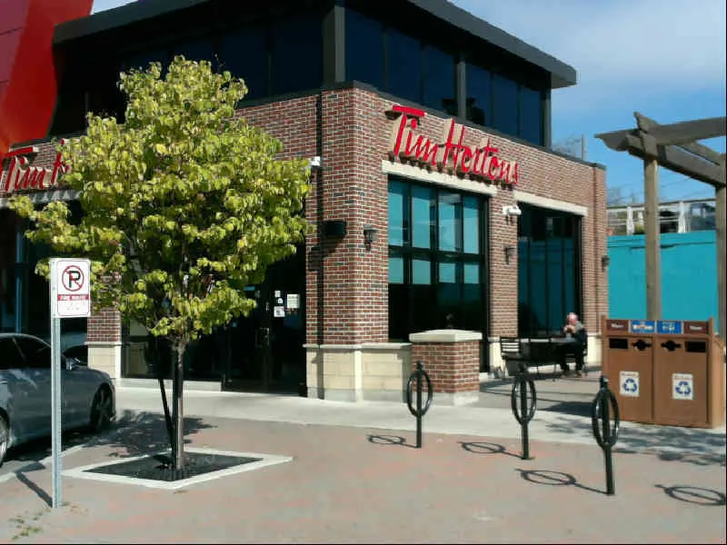 Tim Hortons at 150 Lakeshore Rd East, Mississauga