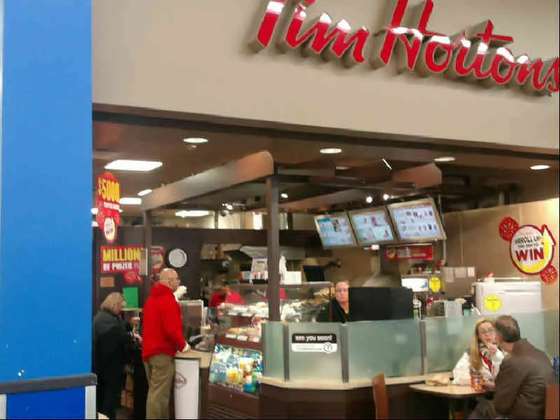 Tim Hortons at 1500 Dundas Street East, Mississauga