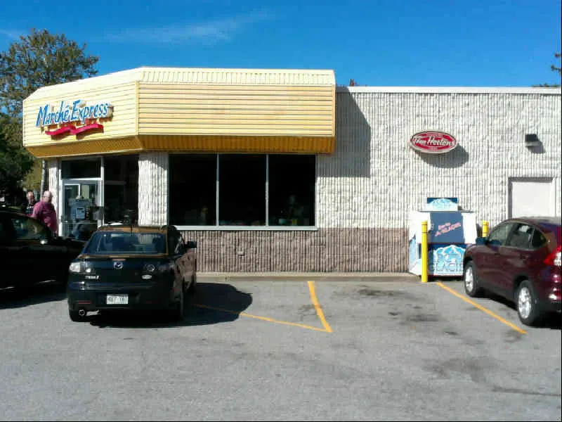 Tim Hortons at 1700, Av. Jules-Verne, Quebec City