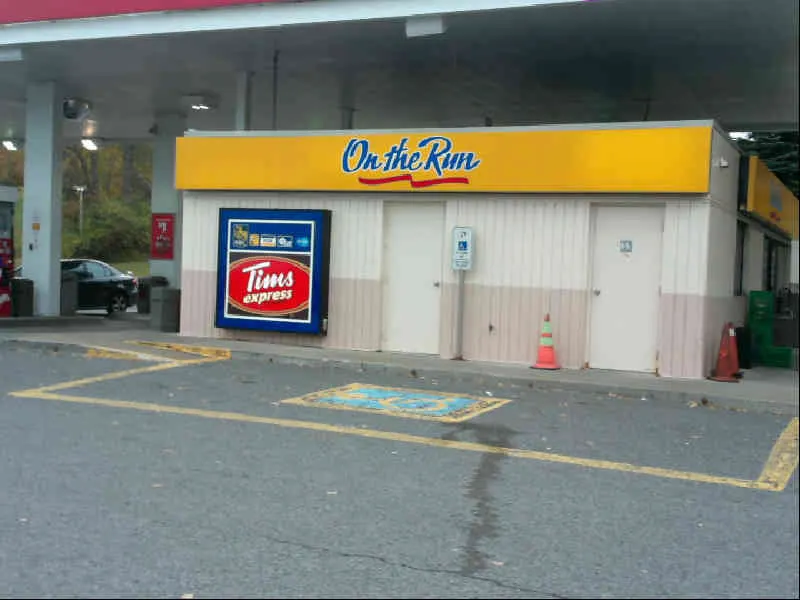Tim Hortons at 1980 Joseph Blvd, Orleans