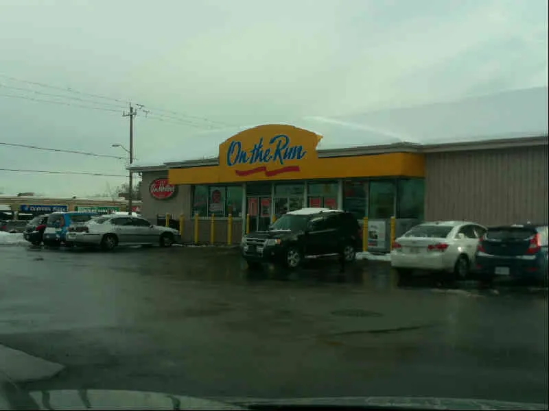 Tim Hortons at 20 Park Road S, Oshawa