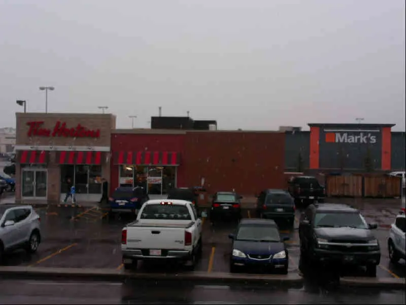 Tim Hortons at 204 Veterans Blvd Ne, Airdrie