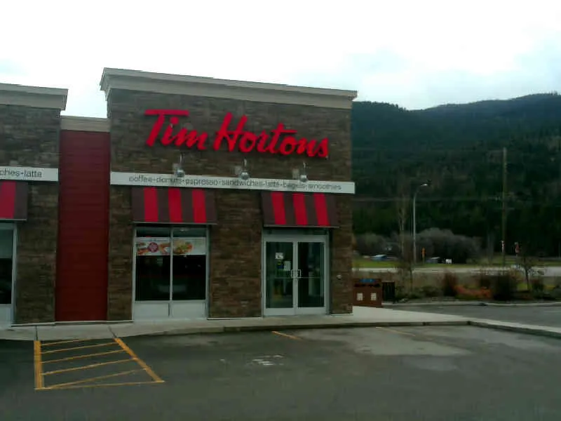 Tim Hortons at 2101 Harding Rd, Armstrong