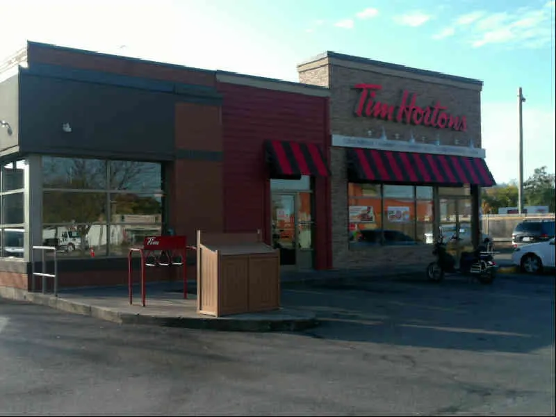 Tim Hortons at 212 Welland Ave, St. Catharines