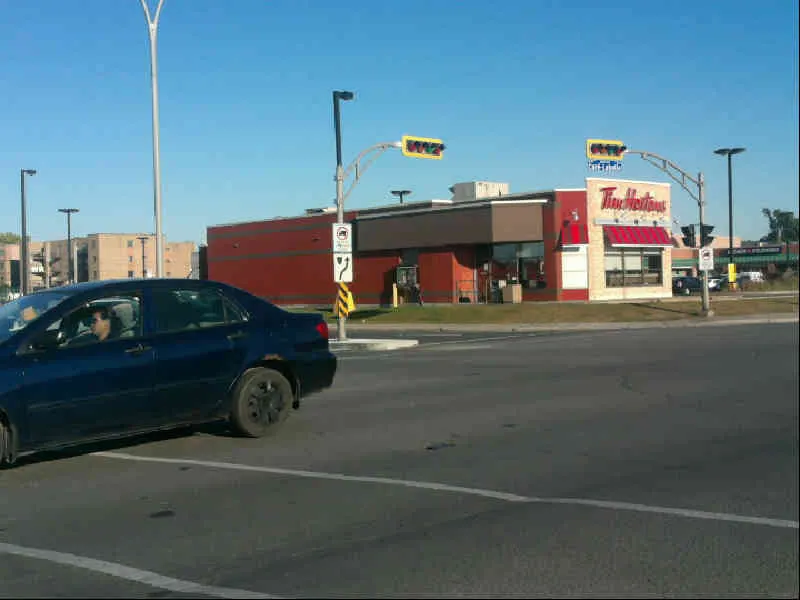 Tim Hortons at 2145, Boul Cure-Labelle, Laval
