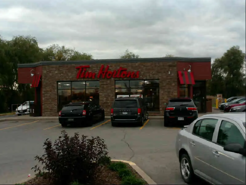 Tim Hortons at 2325 Hwy 20 East, Welland