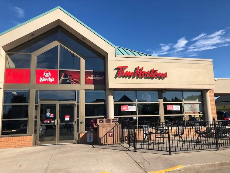 Tim Hortons at 2355 Trafalgar Rd, Oakville