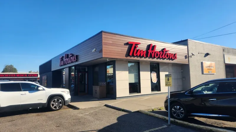 Tim Hortons at 2458 Dundas St W WOODCHESTER, Mississauga