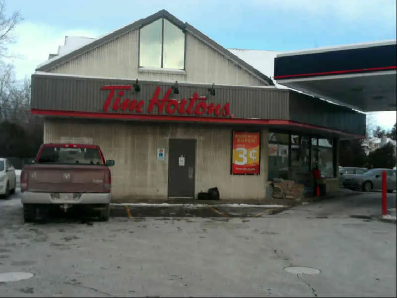 Tim Hortons at 255, Boul Roland Durand, Rosemere