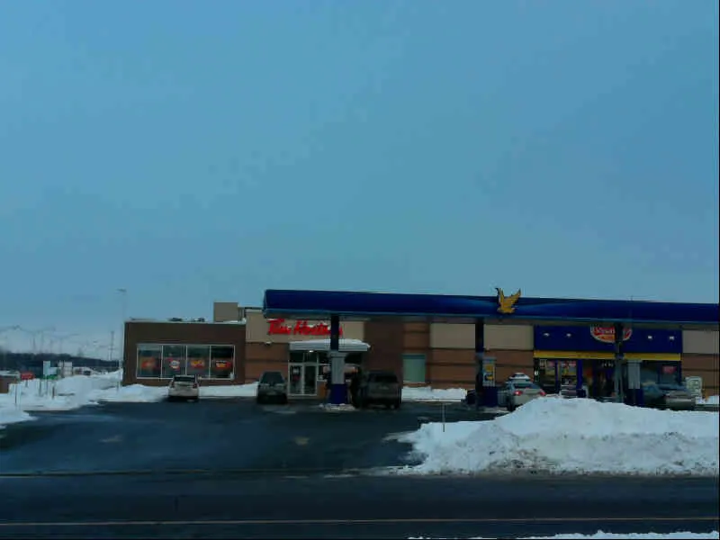 Tim Hortons at 2910, Etienne-Lenoir, Laval