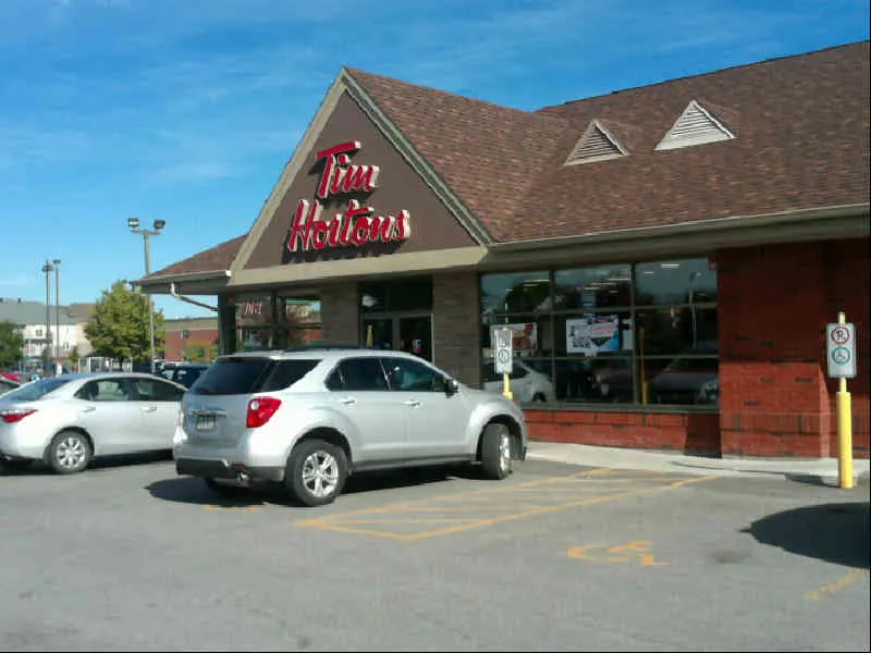 Tim Hortons at 295, Rue Valmont, Repentigny