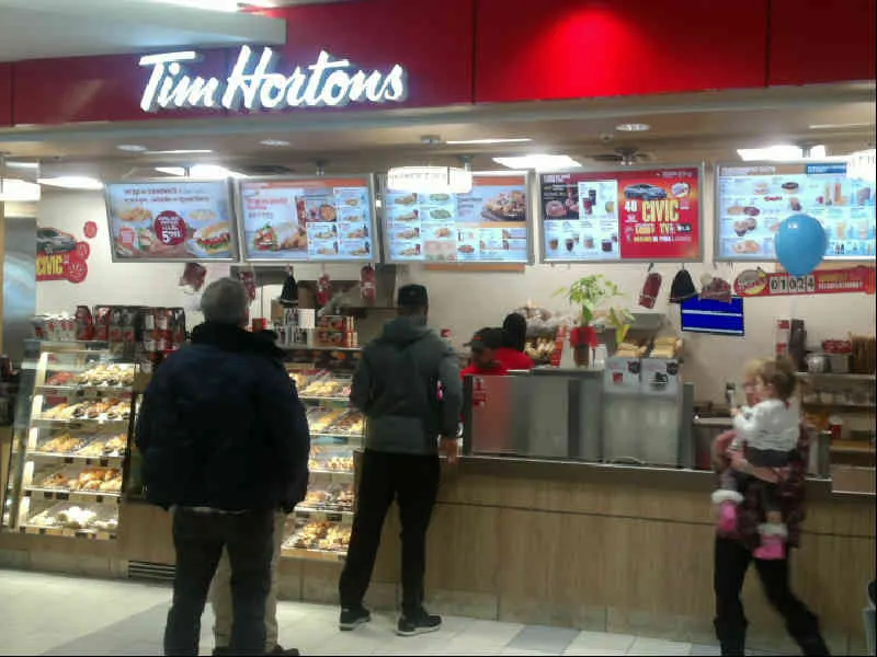 Tim Hortons at 3131, Boul. De La Cote-Vertu, St-Laurent