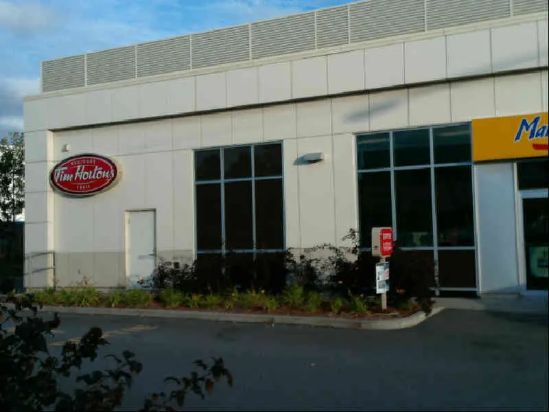Tim Hortons at 3235, Ch. Des Quatre-Bourgeois, Quebec City