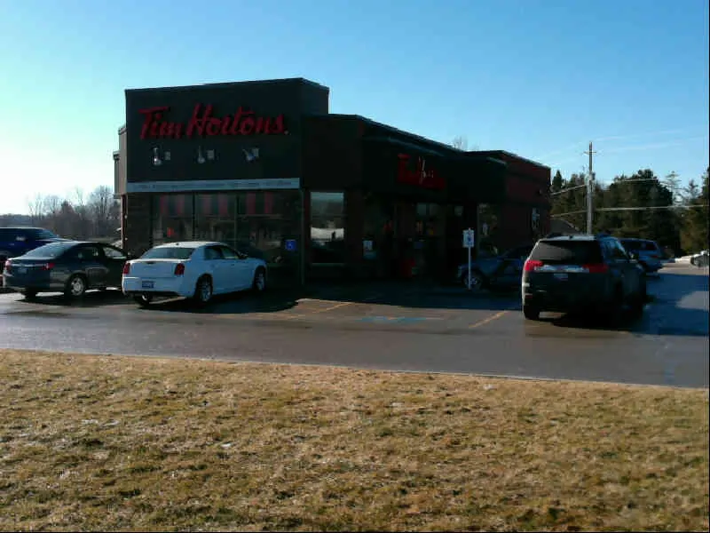 Tim Hortons at 33389 Richmond St, Lucan
