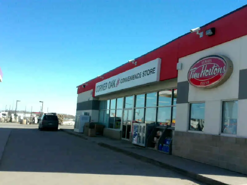 Tim Hortons at 34 Provincial Highway #3, Oak Bluff