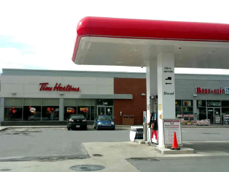 Tim Hortons at 340, Montee Du Comte, Les Coteaux