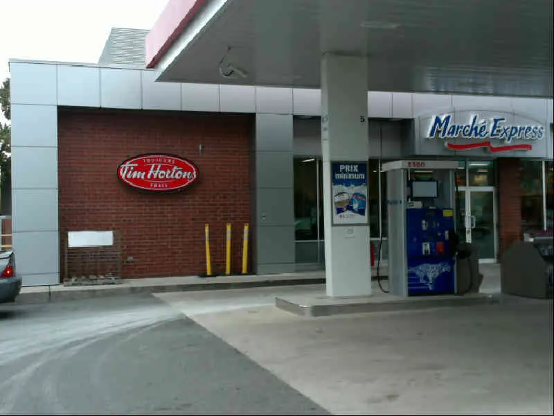 Tim Hortons at 355, 3E Rue, Quebec City