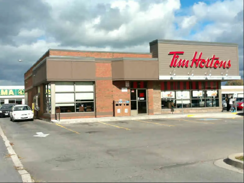 Tim Hortons at 360 Lincoln Street, Welland