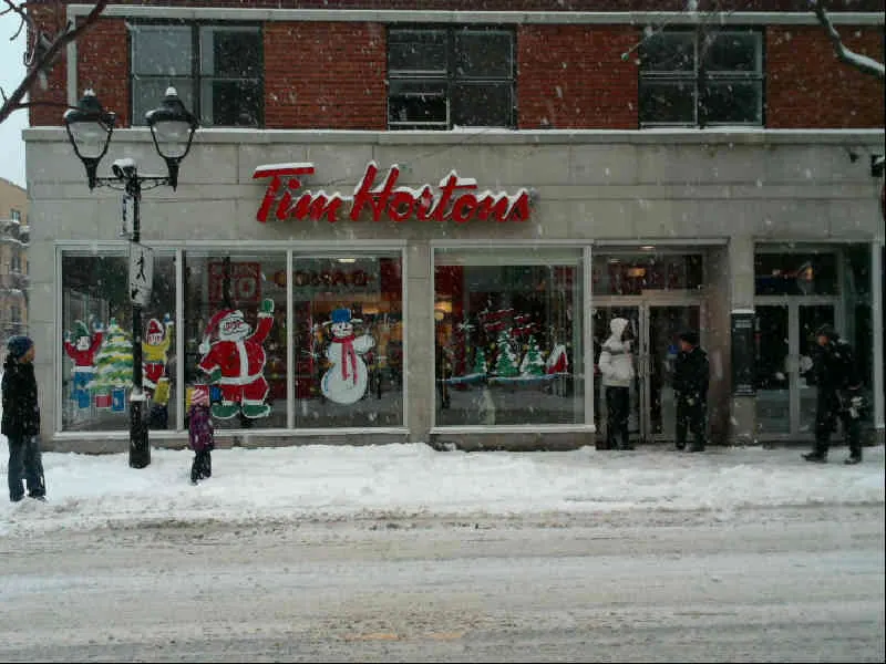 Tim Hortons at 3634, Rue Ontario Est, Montreal