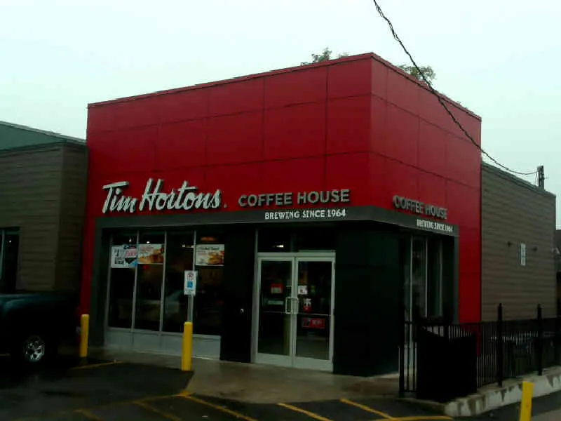 Tim Hortons at 3719 Lakeshore Boulevard West, Etobicoke