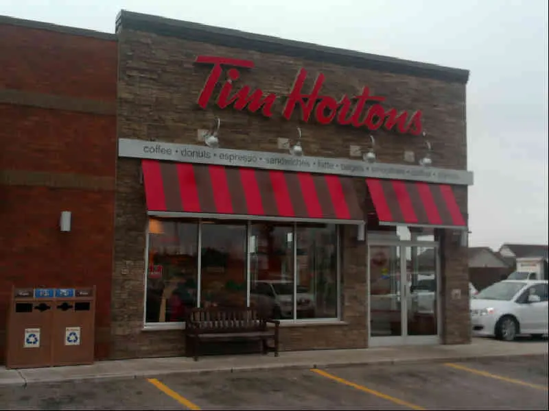 Tim Hortons at 400 Highbury Avenue, St. Thomas