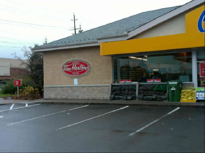 Tim Hortons at 401 Hazeldean Road, Kanata