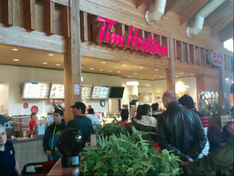 Tim Hortons at 424 South Service Road, Grimsby