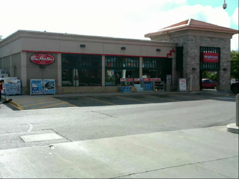 Tim Hortons at 450 Derry Road West, Mississauga