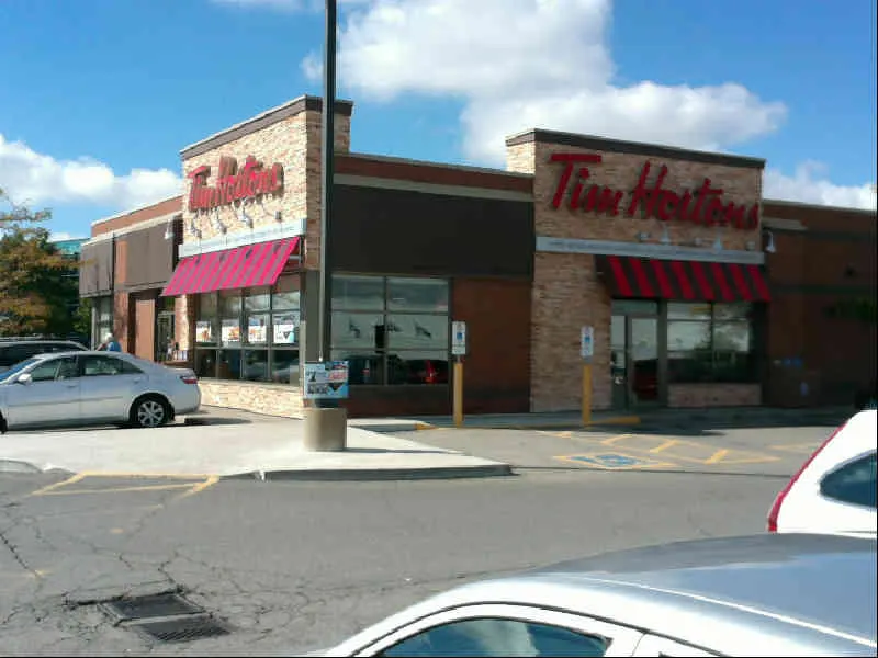 Tim Hortons at 475 Courtney Park Dr. E., Mississauga