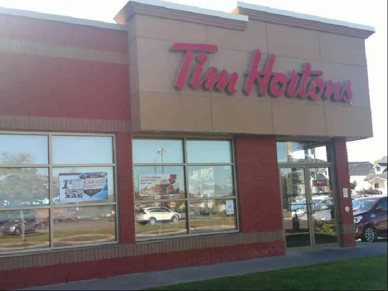 Tim Hortons at 5250, Boul Arthur-Sauve, Laval