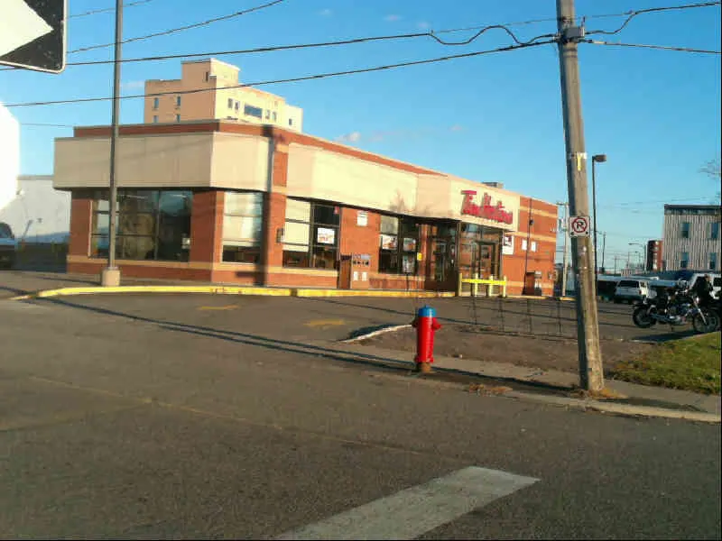 Tim Hortons at 542 Bay Street, Sault Ste Marie
