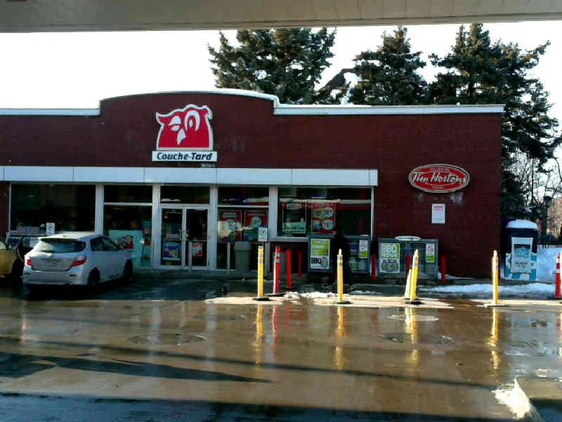 Tim Hortons at 5800, Av. Christophe-Colomb, Montreal