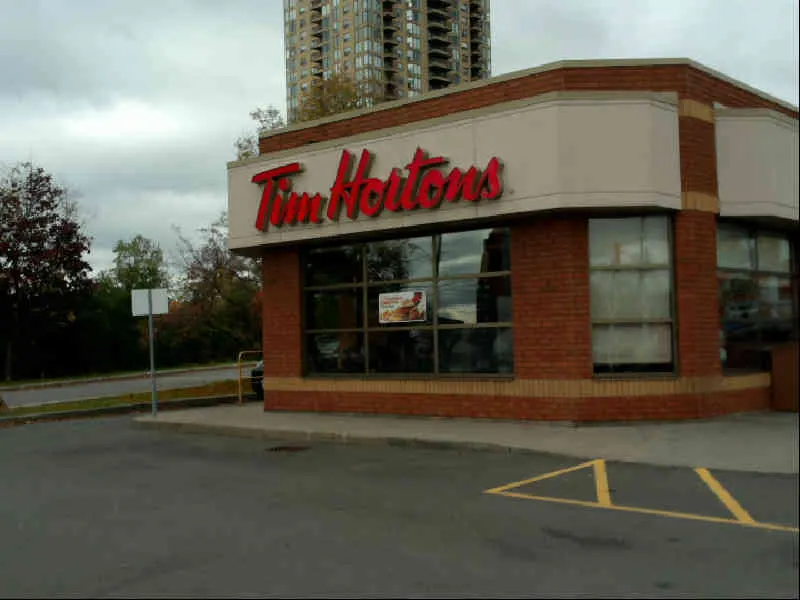 Tim Hortons at 585 Montreal Road, Ottawa