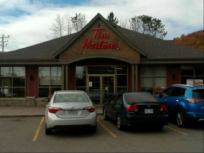 Tim Hortons at 61, Montee Ryan, Mont-Tremblant