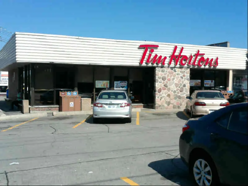 Tim Hortons at 675 Mohawk Road East, Hamilton