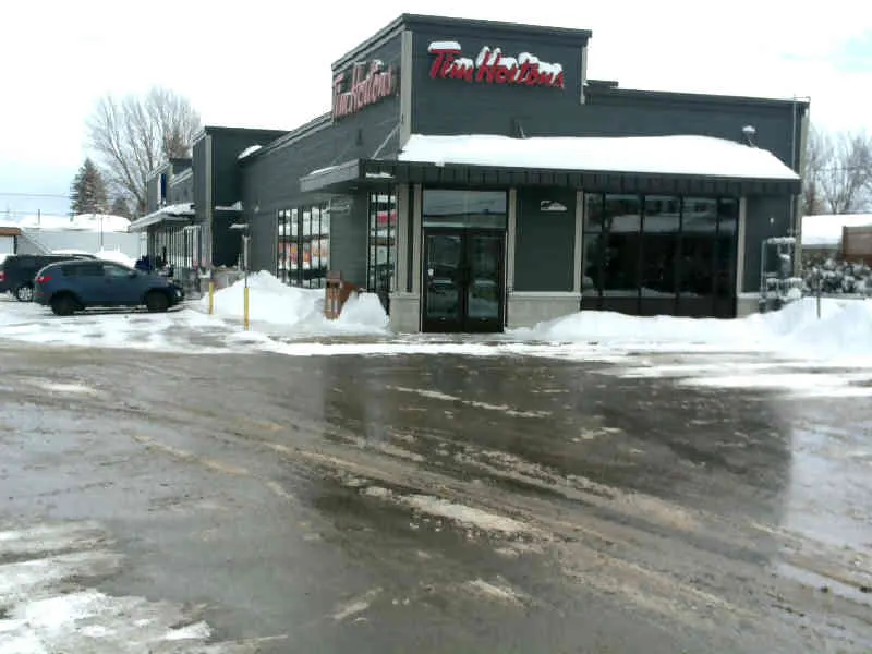 Tim Hortons at 731, Boul. St-Laurent Ouest, Louiseville
