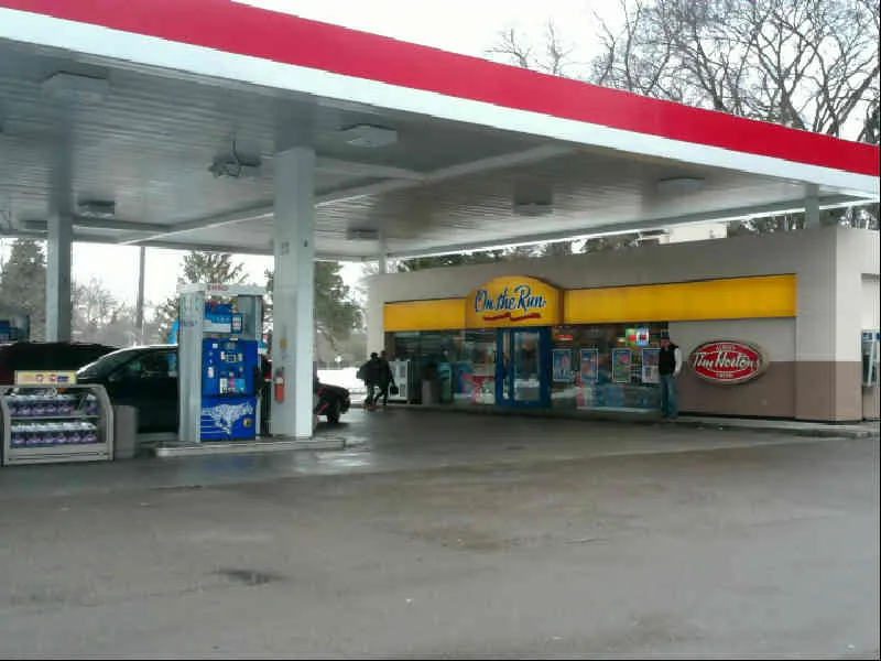 Tim Hortons at 800 Lawrence Ave E, North York
