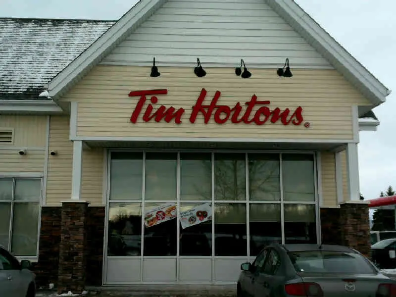 Tim Hortons at 825, Rue Lucien-Chenier, Farnham