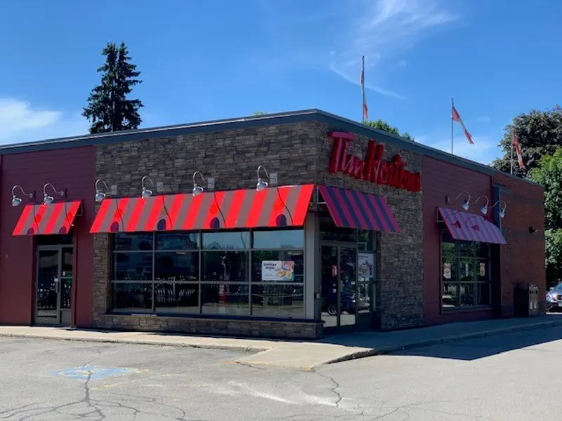 Tim Hortons at 836 Wallace Ave North, Listowel