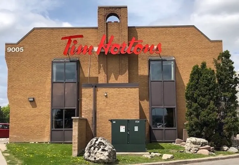 Tim Hortons at 9005 Leslie Street, Richmond Hill