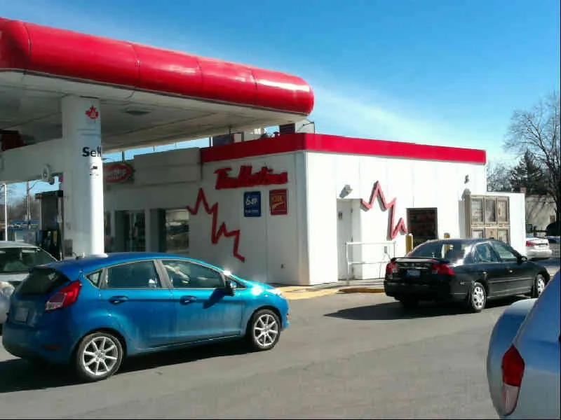 Tim Hortons at 901 Sheppard Ave West, North York