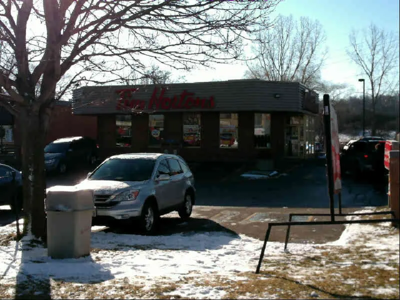 Tim Hortons at 915 Commissioners Rd E, London