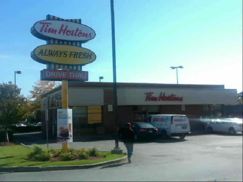 Tim Hortons at 952 Fennell Ave E, Hamilton